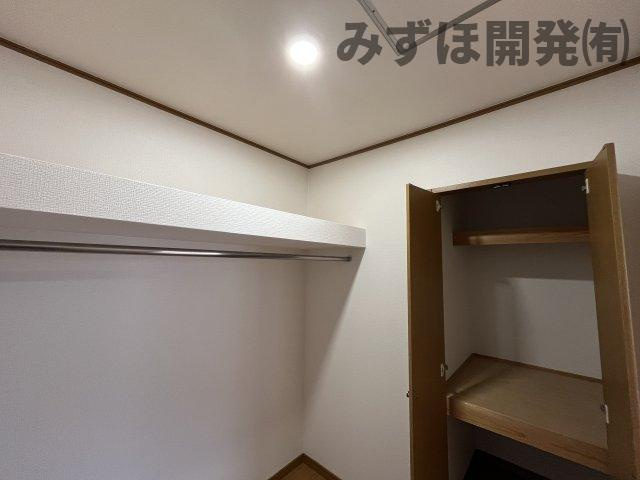 山形市千歳2丁目11-35の収納|2/28撮影　２F洋室①　収納