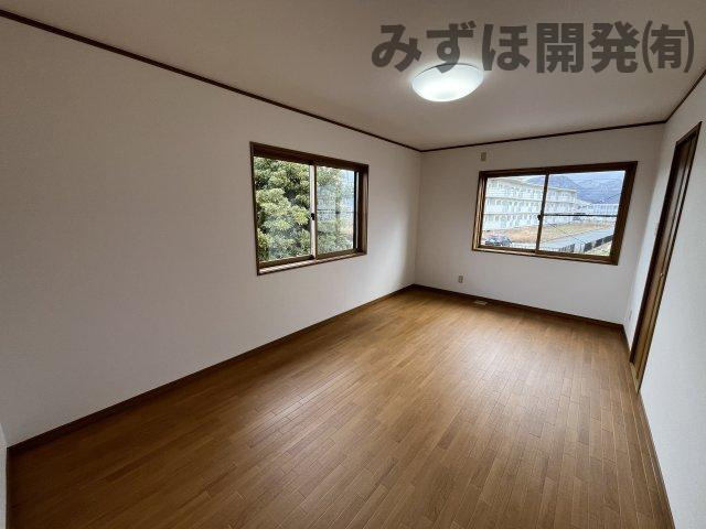 山形市千歳2丁目11-35の洋室|２F洋室　7.5帖②
