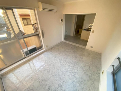 【居間・リビング】 | セピア三芳 | 居間です