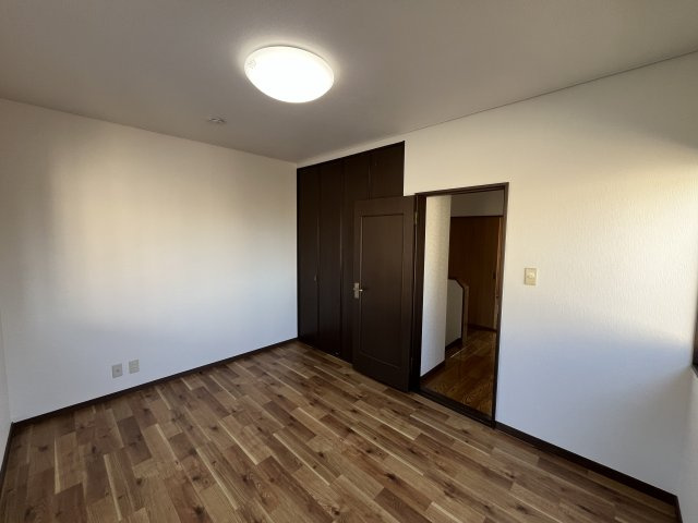 天童市山元146-1の洋室|3月8日撮影　洋室6.91帖　別角度
3月末リフォーム完成予定♪