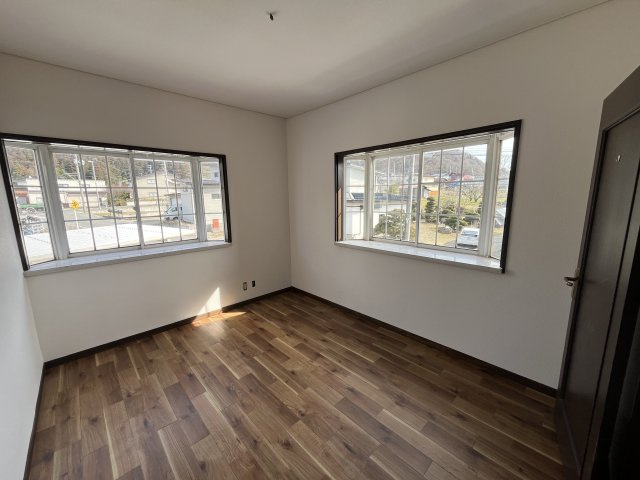 天童市山元146-1の洋室|3月8日撮影　洋室5.5帖
3月末リフォーム完成予定♪