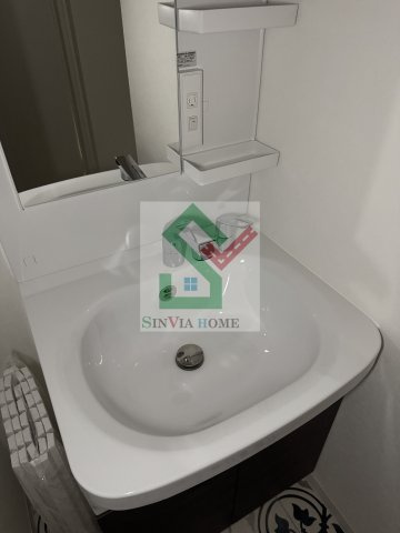 ソルナクレイシア大泉学園の独立洗面台