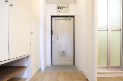 フォレストーン８８の玄関