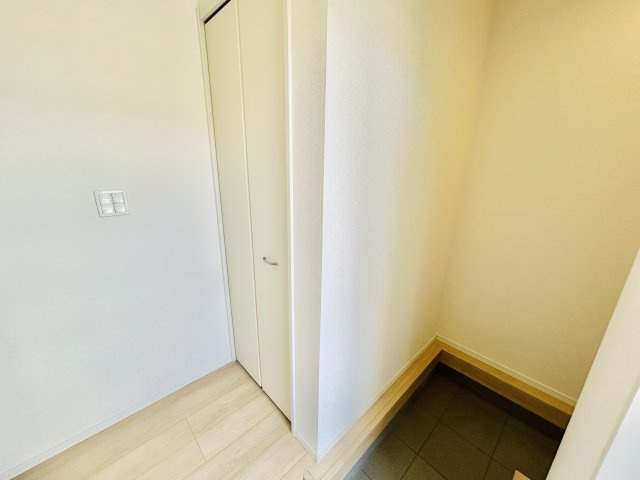 千葉市中央区蘇我3丁目第7の玄関