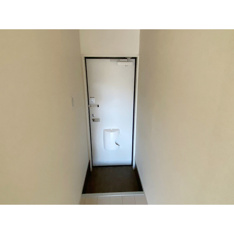 シンプルで使いやすい玄関です