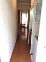 明るい玄関です