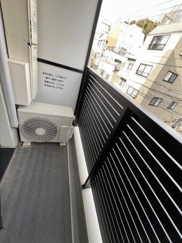 【バルコニー】