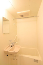 ゆったり過ごせるお風呂です