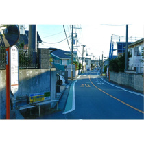 湘南台バス停　画面右側当物件