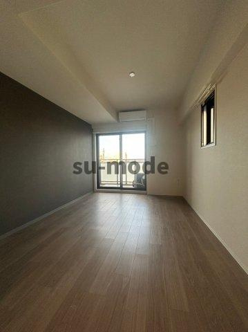 ファーストフィオーレ吹田ブランシェの洋室