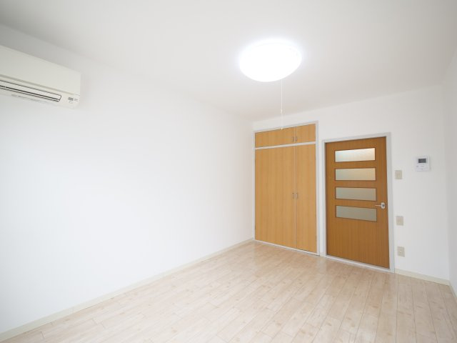 クイーンパレスの寝室|※写真は別の部屋のものです。