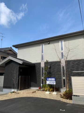 城陽市寺田の賃貸マンション