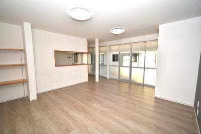 【居間・リビング】 | 両三柳中古