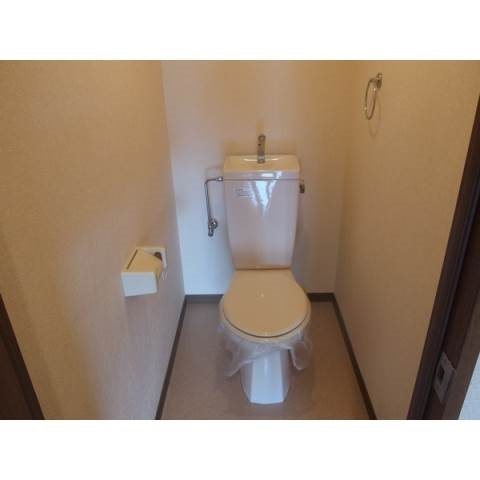 ハピネス西之坊のトイレ