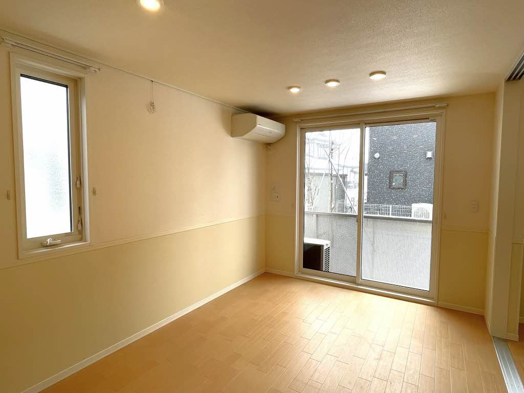 シャーメゾンｆａｍの居間・リビング