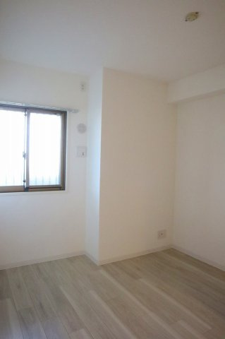 アルファスマート南田宮の洋室|洋室5.1帖