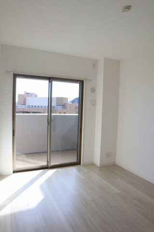 アルファスマート南田宮の洋室|洋室6.0帖