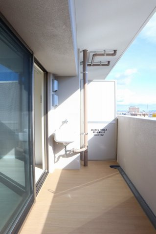 アルファスマート南田宮のバルコニー