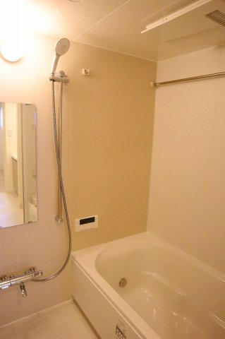 アルファスマート南田宮の浴室