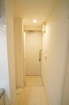 明るい玄関です