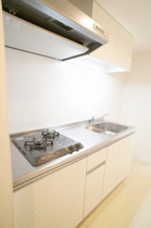 コンパクトなキッチンで掃除もラクラク