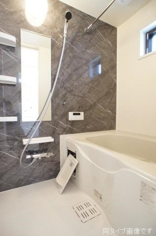 アドラブールの浴室