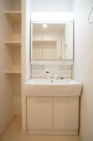 サン・マーレンⅢの洗面所