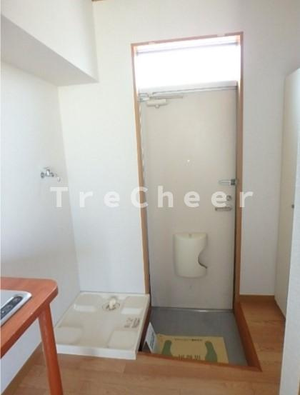 メゾン南長崎の玄関