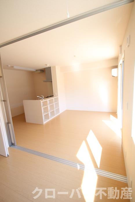 グレイスコート唐崎の居間・リビング|居室・リビング