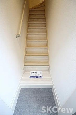 【玄関】 | ルッシェロ中野