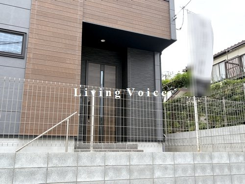 【玄関】 | 【仲介手数料０円】伊勢原市東大竹2期　新築一戸建て | 【仲介手数料０円】伊勢原市東大竹2期　新築一戸建て