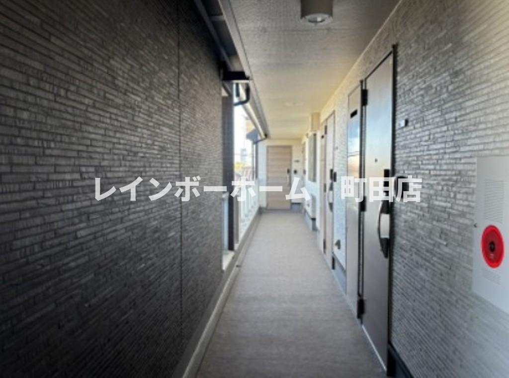 リブリ・小田急相模原※初期費用分割あと払いサービス利用可能物件の玄関