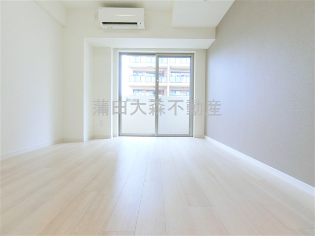 CREVISTAクレヴィスタ多摩川六郷の居間・リビング