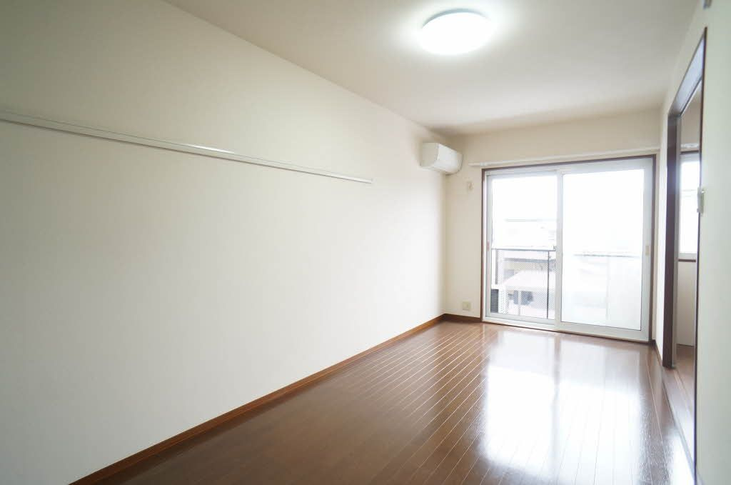 リラ・フィオーレの居間・リビング