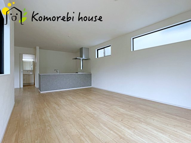 KIS上尾市井戸木8期　新築一戸建て　KEIAI GRACE　01の居間・リビング|使いやすいリビングです
