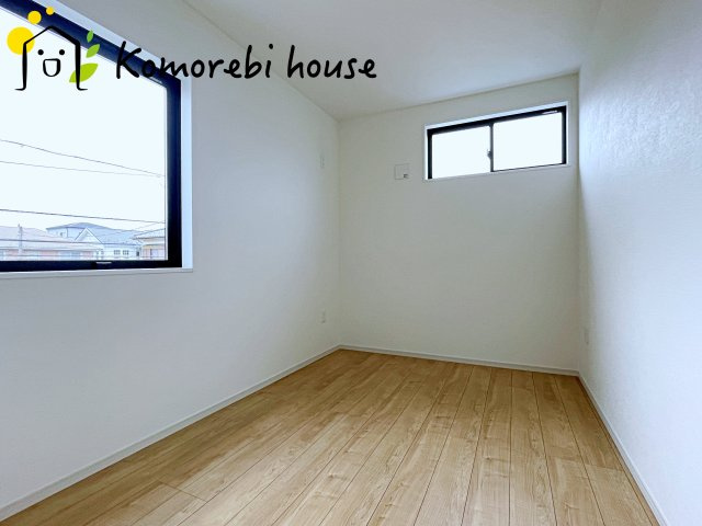 KIS上尾市井戸木8期　新築一戸建て　KEIAI GRACE　01の洋室|使い勝手のいい洋室です