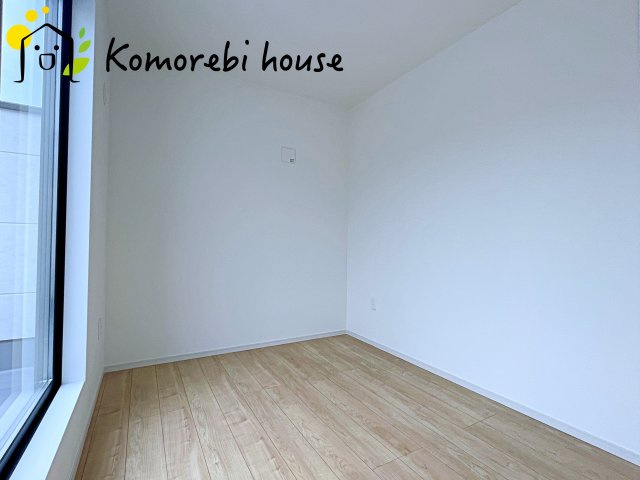 KIS上尾市井戸木8期　新築一戸建て　KEIAI GRACE　01の洋室|広々とした洋室です