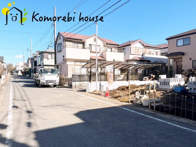 KIS上尾市井戸木8期　新築一戸建て　KEIAI GRACE　01の前面道路含む現地写真|1/23撮影