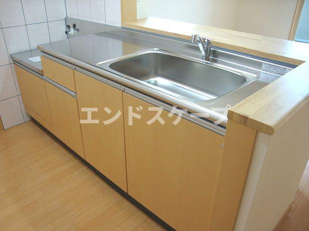 ミーティアのキッチン|キッチンシンク
高崎、前橋のお部屋探しはエンドスケープまで！お客様の理想お聞かせ下さい♪