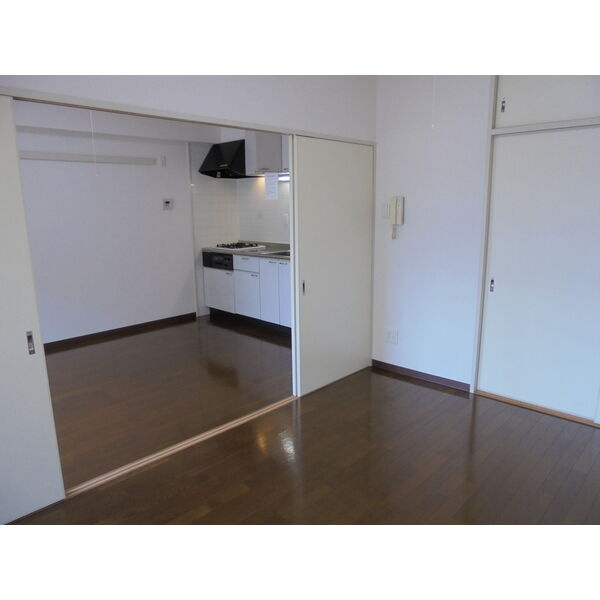 第7浦濱ビレッジの居間・リビング