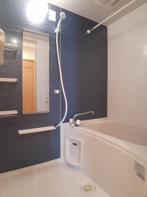 【浴室】 | カトル・セゾン | お風呂で日々の疲れを落としましょう