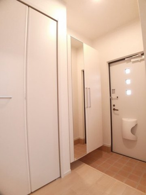 【玄関】 | ヴェルソー有本Ⅲ | 玄関です