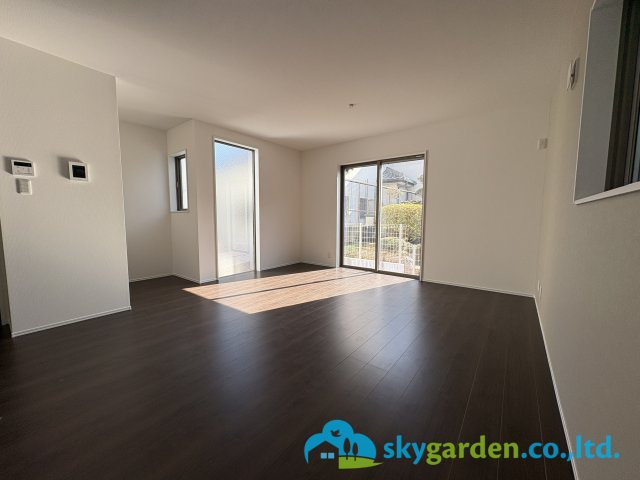 茅ヶ崎市今宿1期　新築戸建　全４棟１号棟の居間・リビング