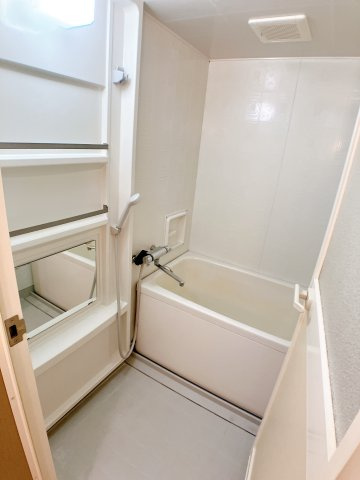 ベルエアーの浴室