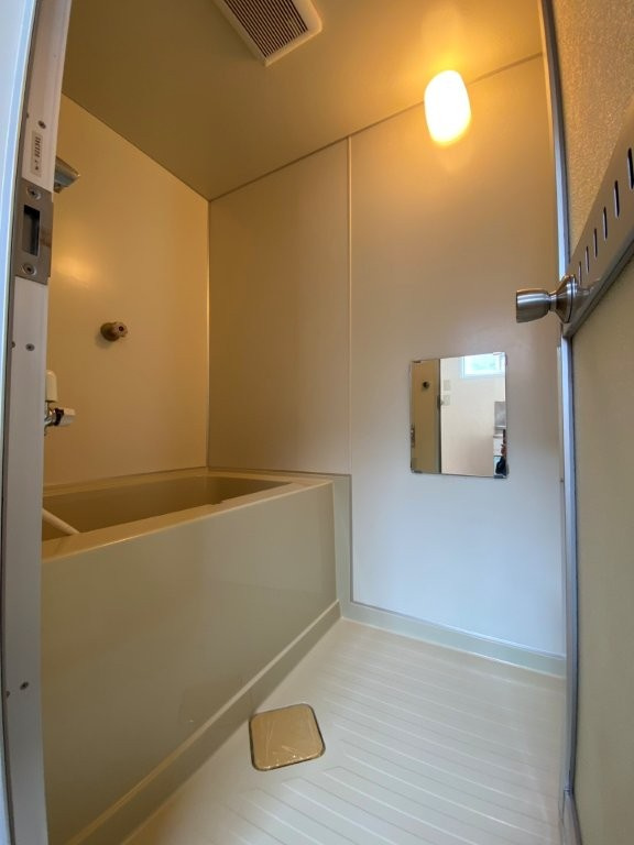 ＠Ｒｏｏｍの浴室