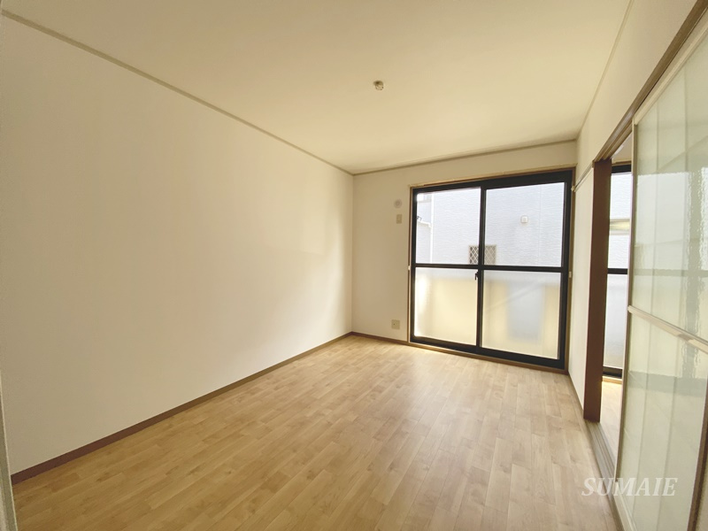 セジュールベルテの居間・リビング|6帖洋室☆