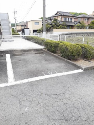 【駐車場】 | プロムナード菖蒲Ⅱ | カースペースがあります