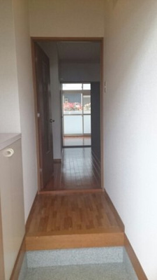 【玄関】 | プロムナード菖蒲Ⅱ | きれいな玄関です