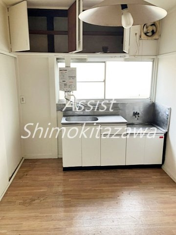 チェリーハウスのキッチン