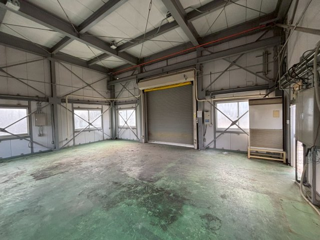 大西町楊枝倉庫の内装